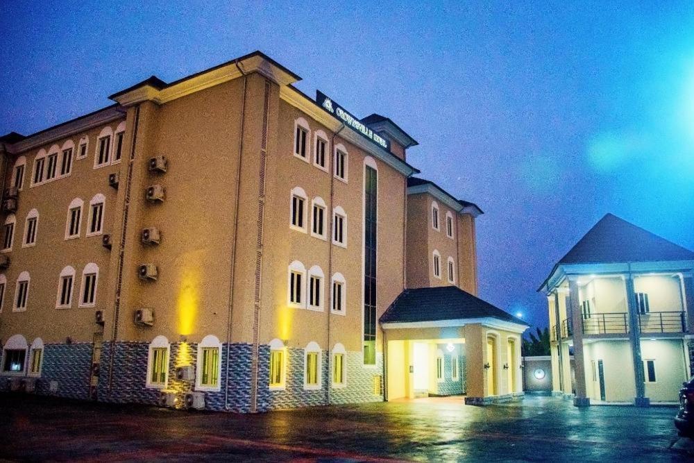 Crownsville Hotel - Airport Road بورت هاركورت المظهر الخارجي الصورة